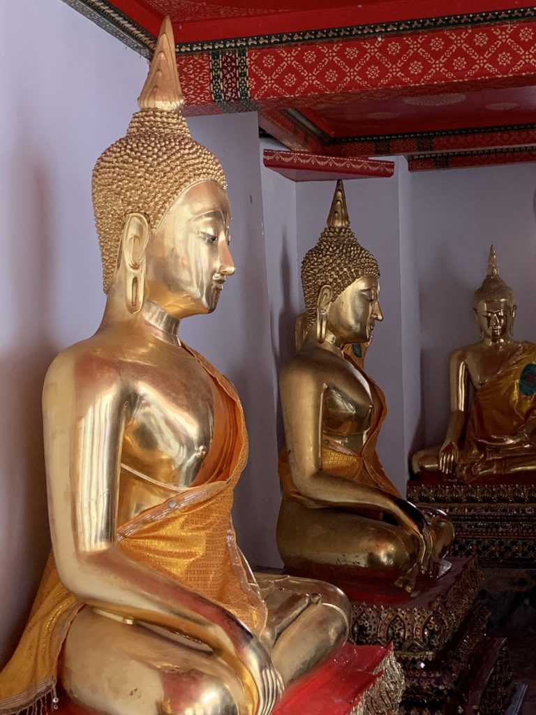 Buddhas at Wat Pho potsandplanes.com