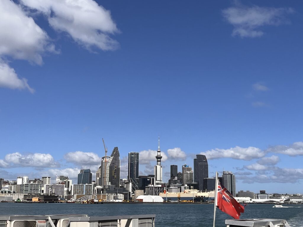 Day trip to Waiheke ferry ride, Auckland skyline view potsandplanes.com