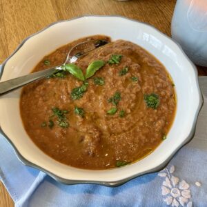 Spiced Lemon Lentil Soup www.potsandplanes.com