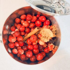 Maple and Spiced Rum Cranberry Sauce www.potsandplanes.com